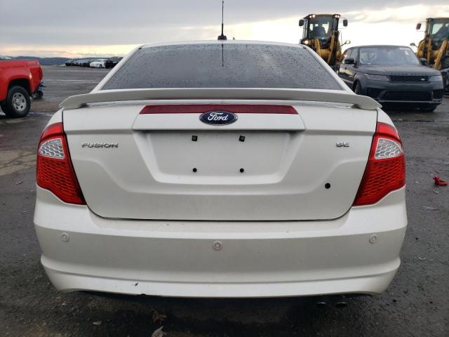 3FAHP0HA4AR287555 - 2010 FORD FUSION SE WHITE photo 6