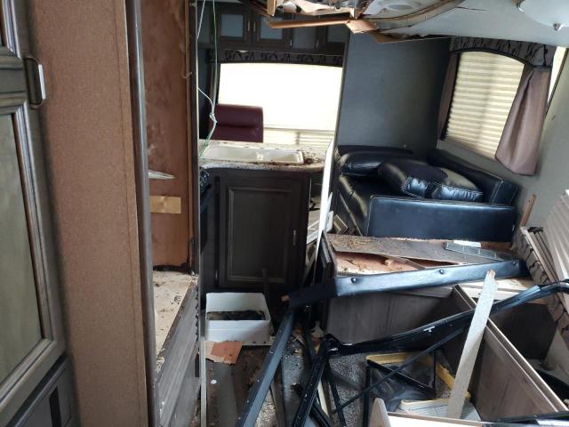 4YDT2892XJT415141 - 2018 KEYSTONE PASSPORT WHITE photo 6