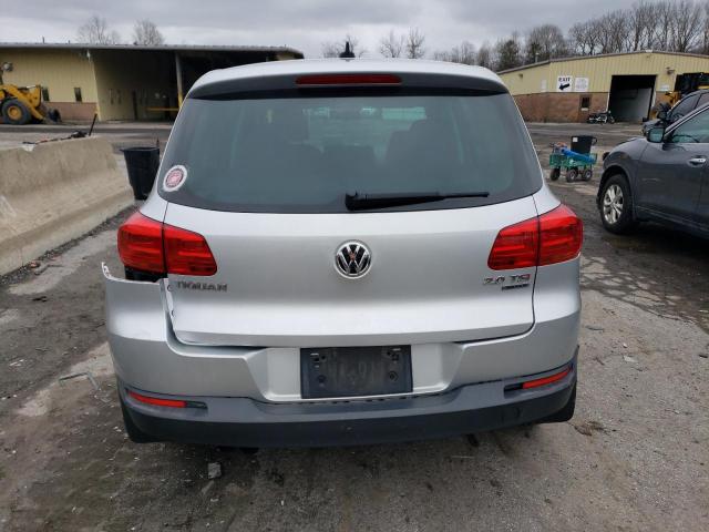 WVGBV3AX3EW551403 - 2014 VOLKSWAGEN TIGUAN S SILVER photo 6