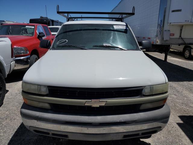 1GCGC24U4YE252685 - 2000 CHEVROLET SILVERADO C2500 WHITE photo 5