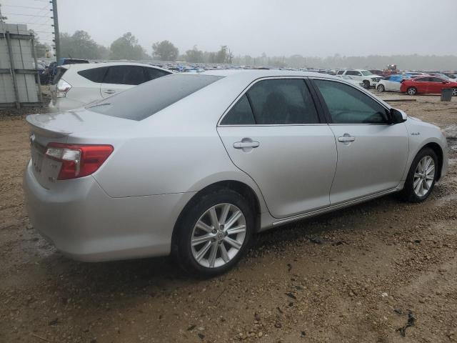 4T1BD1FK8DU077513 - 2013 TOYOTA CAMRY HYBRID SILVER photo 3