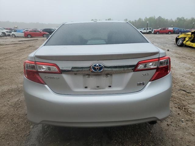 4T1BD1FK8DU077513 - 2013 TOYOTA CAMRY HYBRID SILVER photo 6