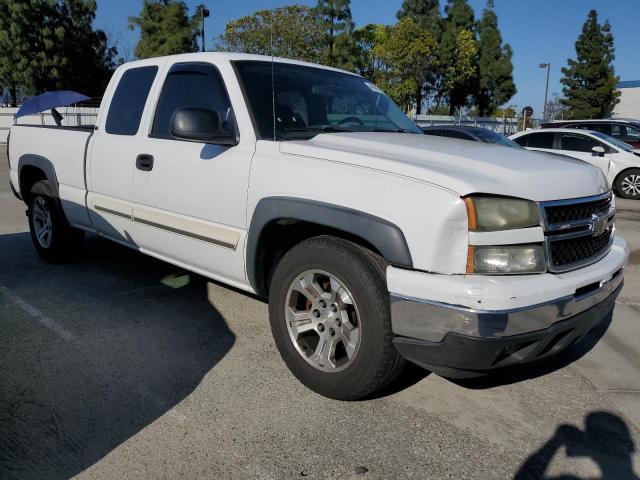 1GCEC19Z86Z207535 - 2006 CHEVROLET SILVERADO C1500 WHITE photo 4