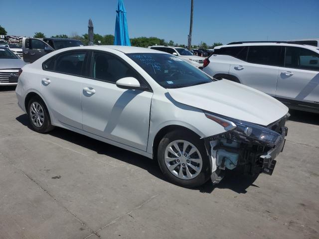 3KPF24AD3PE539372 - 2023 KIA FORTE LX WHITE photo 4