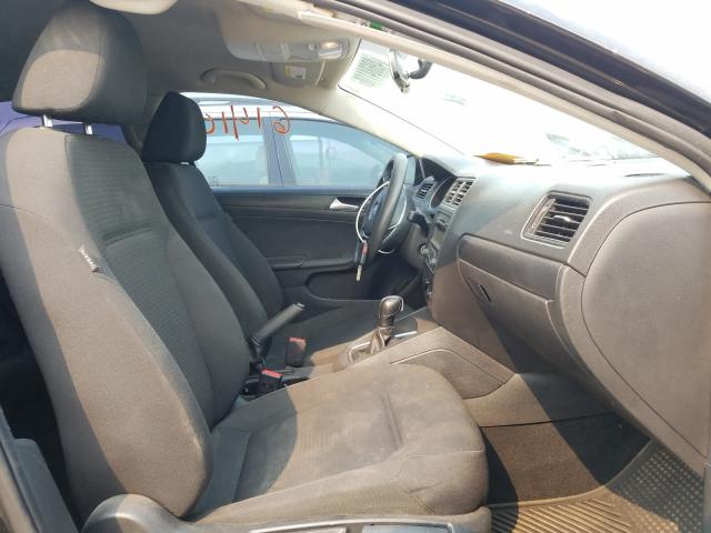 3VW2K7AJ8FM354015 - 2015 VOLKSWAGEN JETTA BASE 黑色 照片 5