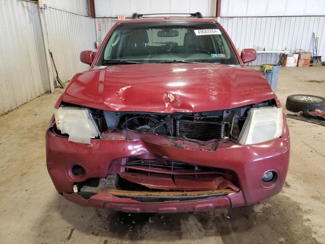 5N1BR18B58C637790 - 2008 NISSAN PATHFINDER LE RED photo 5