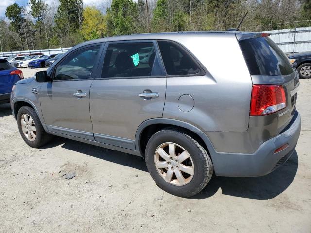 5XYKT3A12CG215208 - 2012 KIA SORENTO BASE GRAY photo 2