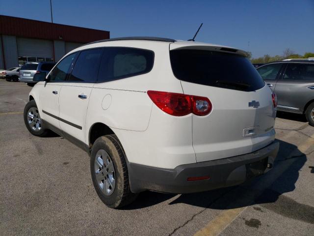 1GNKRFEDXCJ417709 - 2012 CHEVROLET TRAVERSE LS WHITE photo 2