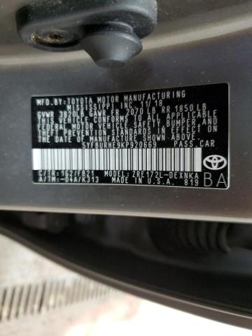 5YFBURHE9KP920669 - 2019 TOYOTA COROLLA L TAN photo 12