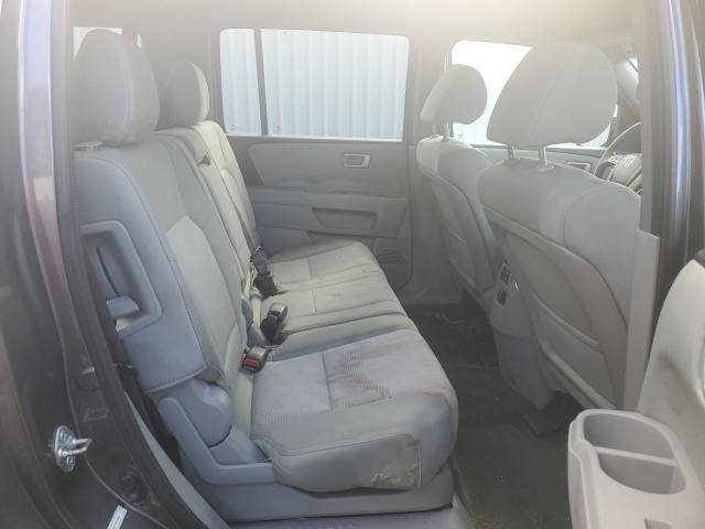 5FNYF4H21FB022050 - 2015 HONDA PILOT LX GRAY photo 10