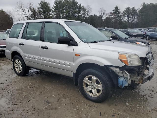 5FNYF18107B024444 - 2007 HONDA PILOT LX SILVER photo 4