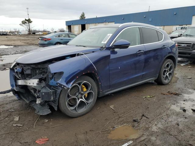ZASPAKBN4K7C58880 - 2019 ALFA ROMEO STELVIO TI BLUE photo 1
