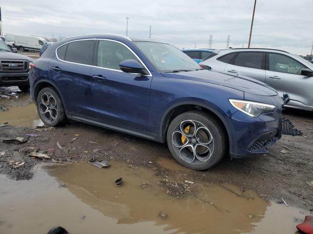 ZASPAKBN4K7C58880 - 2019 ALFA ROMEO STELVIO TI BLUE photo 4