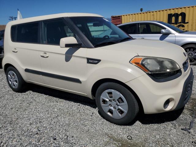 KNDJT2A57D7485333 - 2013 KIA SOUL CREAM photo 4