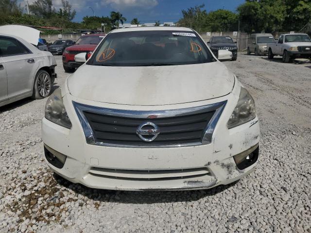 1N4AL3AP4DN472385 - 2013 NISSAN ALTIMA 2.5 WHITE photo 5