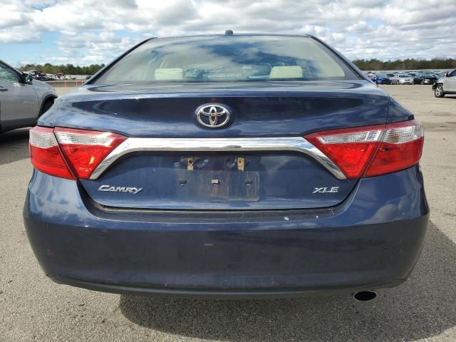 4T1BF1FK9HU691695 - 2017 TOYOTA CAMRY LE BLUE photo 6