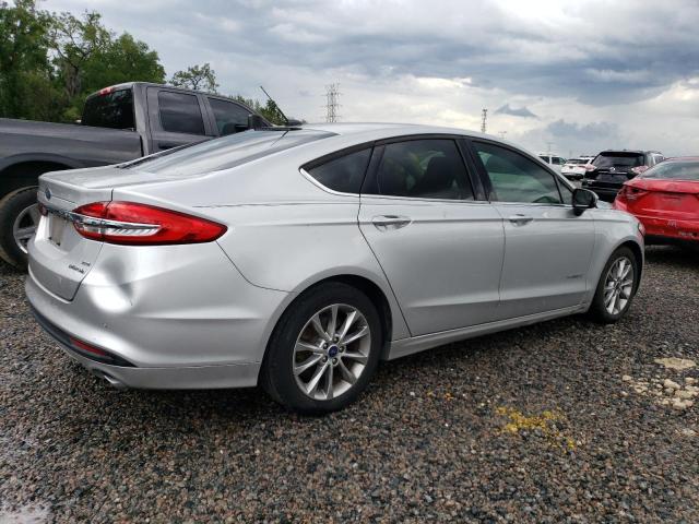 3FA6P0LUXHR309657 - 2017 FORD FUSION SE HYBRID SILVER photo 3