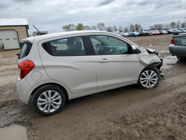 KL8CD6SA2GC583795 - 2016 CHEVROLET SPARK 1LT CREAM photo 3