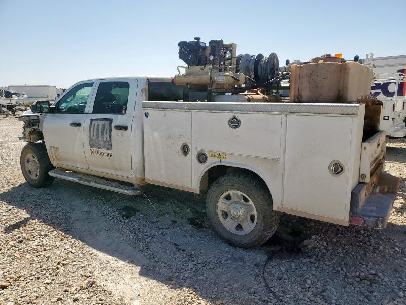 3C6UR5HJ5NG379959 - 2022 RAM 2500 TRADESMAN 白色 照片 2