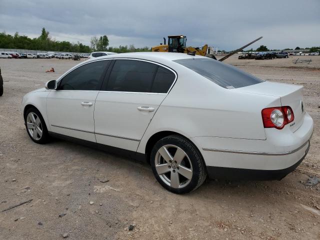 WVWAK93C18P085068 - 2008 VOLKSWAGEN PASSAT KOMFORT WHITE photo 2