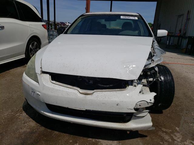 1HGCM56383A006130 - 2003 HONDA ACCORD LX WHITE photo 5