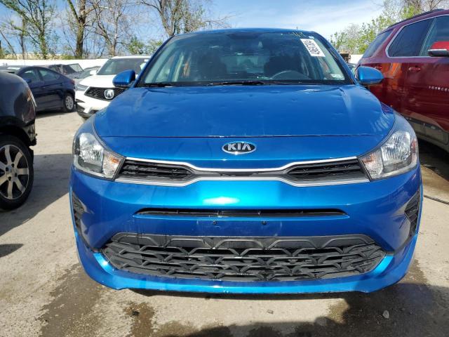 3KPA25AD3ME389470 - 2021 KIA RIO S BLUE photo 5