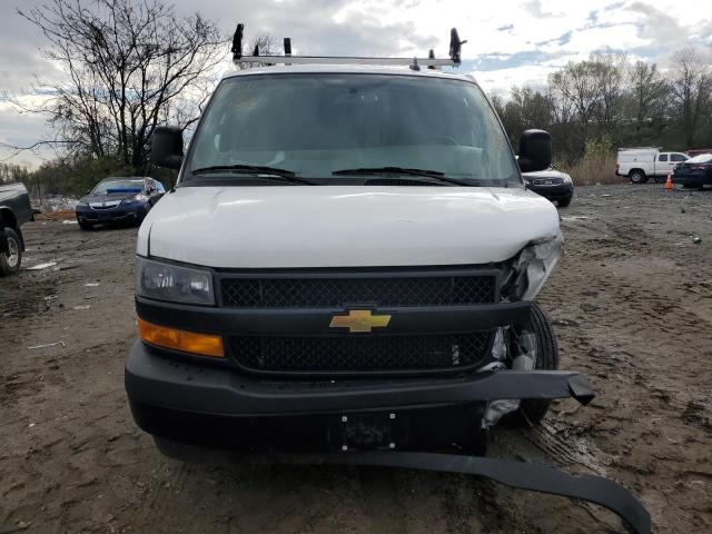 1GCWGAFP0N1242997 - 2022 CHEVROLET EXPRESS G2 WHITE photo 5