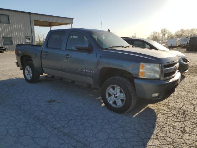 2GCEK13M071722717 - 2007 CHEVROLET SILVERADO K1500 CREW CAB BLUE photo 4