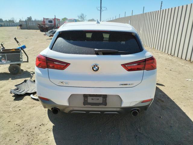 WBXYJ3C38JEJ82707 - 2018 BMW X2 SDRIVE28I WHITE photo 6