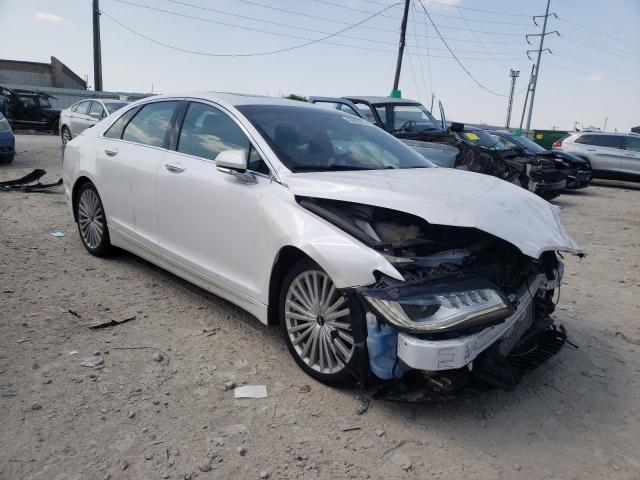 3LN6L5F95HR615090 - 2017 LINCOLN MKZ RESERVE WHITE photo 4