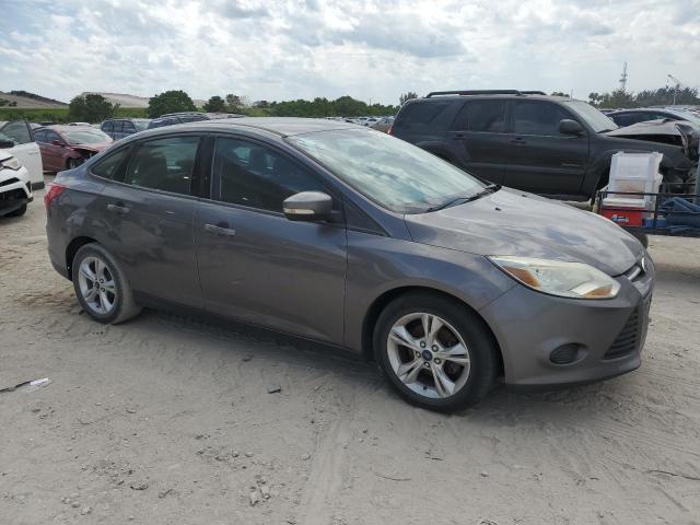 1FADP3F28EL381485 - 2014 FORD FOCUS SE GRAY photo 4