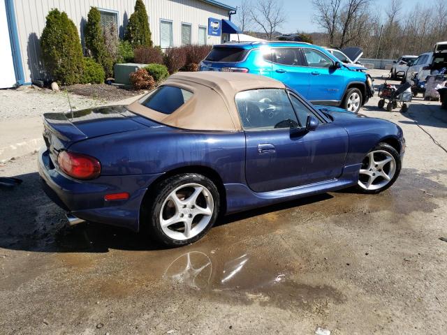 JM1NB353820222664 - 2002 MAZDA MX-5 MIATA BASE BLUE photo 3