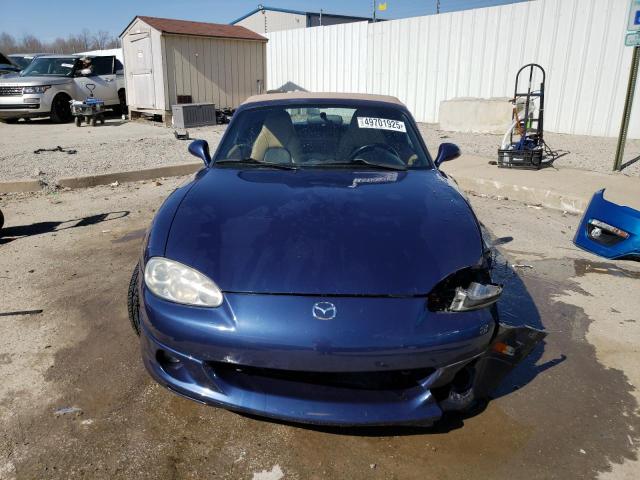 JM1NB353820222664 - 2002 MAZDA MX-5 MIATA BASE BLUE photo 5