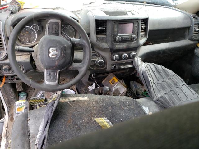 3C6UR5HJ1KG680918 - 2019 RAM 2500 TRADESMAN Beyaz fotoğraf 8