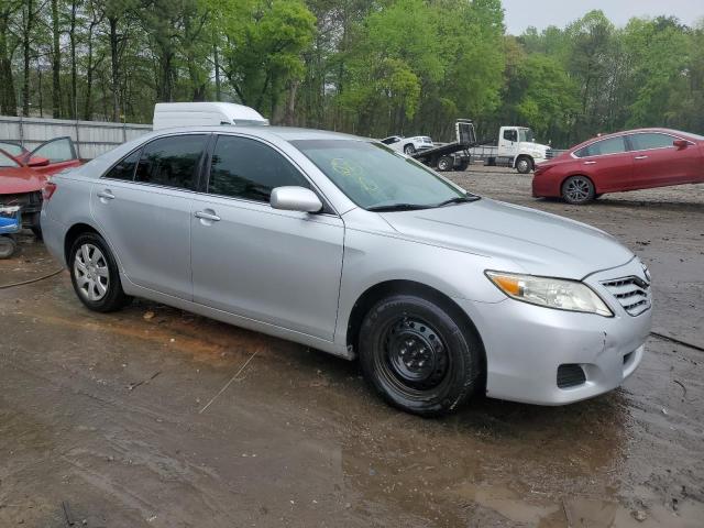 4T1BF3EK2BU727179 - 2011 TOYOTA CAMRY BASE SILVER photo 4