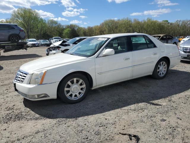 2010 CADILLAC DTS, 