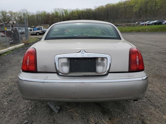 1LNHM81W3YY876756 - 2000 LINCOLN TOWN CAR EXECUTIVE TAN photo 6