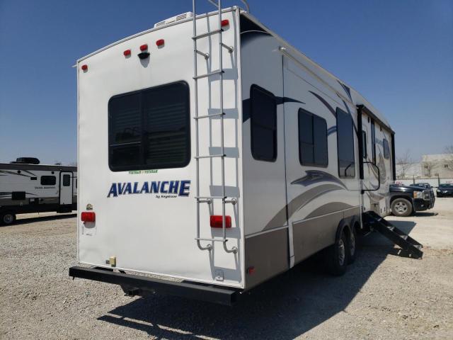 4YDF34326EE760043 - 2014 KEYSTONE AVALANCHE WHITE photo 4