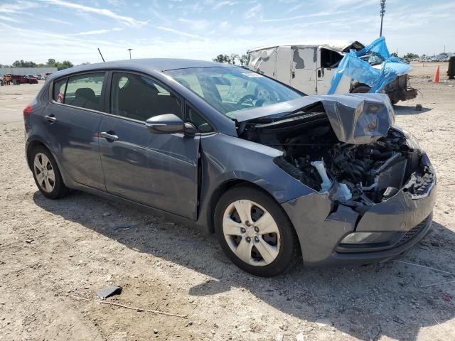 KNAFK5A80G5606964 - 2016 KIA FORTE LX GRAY photo 4