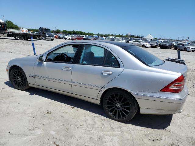 WDBRF40J54A625174 - 2004 MERCEDES-BENZ C 230K SPORT SEDAN SILVER photo 2