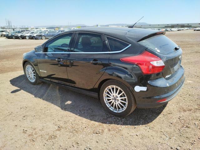 1FAHP3R49CL458327 - 2012 FORD FOCUS BEV BLACK photo 2