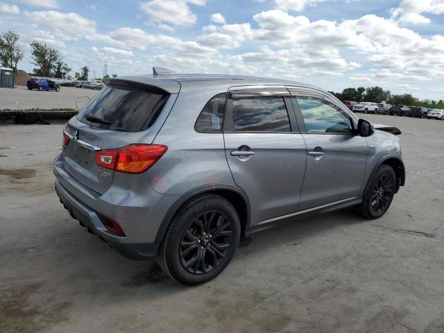 JA4AR3AU9JZ024303 - 2018 MITSUBISHI OUTLANDER ES GRAY photo 3