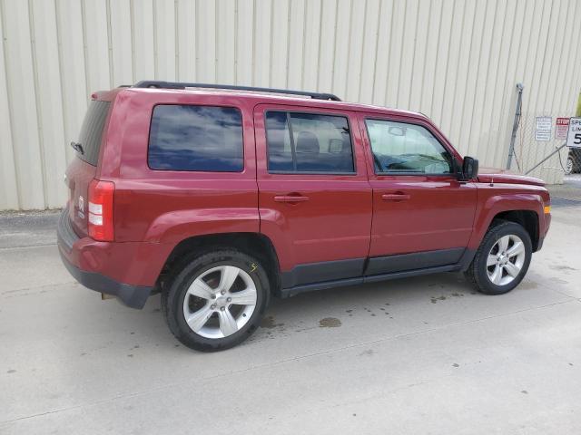 1C4NJRFB9GD631798 - 2016 JEEP PATRIOT LATITUDE RED photo 3