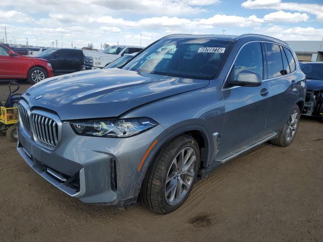 5UX23EU06R9U97506 - 2024 BMW X5 XDRIVE40I GRAY photo 1