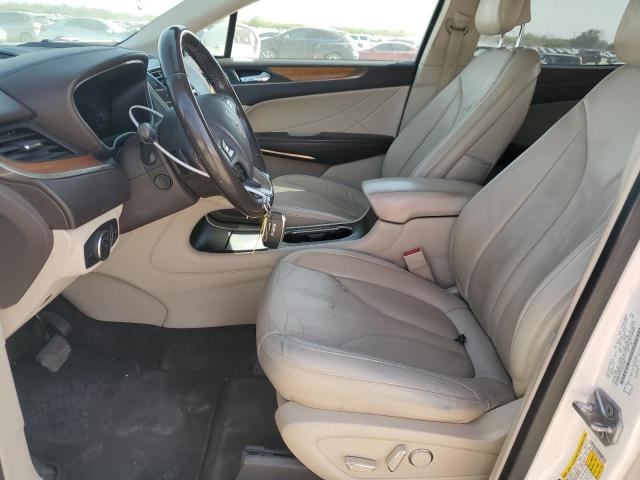 5LMCJ2C91JUL21807 - 2018 LINCOLN MKC SELECT أبيض صورة 7