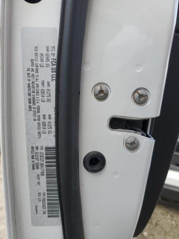 2C3CDZFJ8GH177685 - 2016 DODGE CHALLENGER R/T SCAT PACK WHITE photo 12