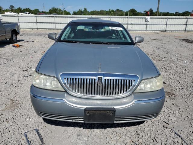 1LNHM81VX6Y635524 - 2006 LINCOLN TOWN CAR SIGNATURE SILVER photo 5