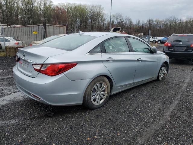 5NPEB4AC3BH205527 - 2011 HYUNDAI SONATA GLS SILVER photo 3