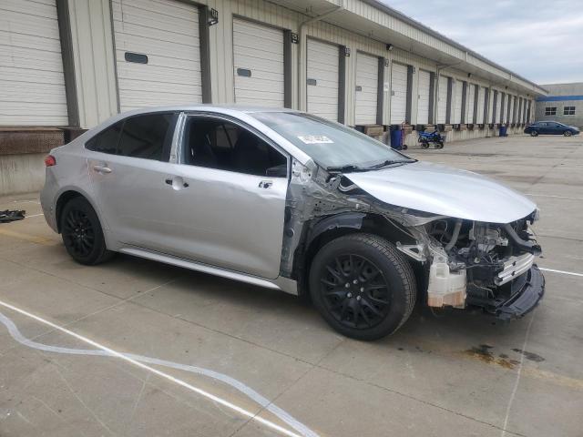 JTDEPRAE8LJ023542 - 2020 TOYOTA COROLLA LE SILVER photo 4