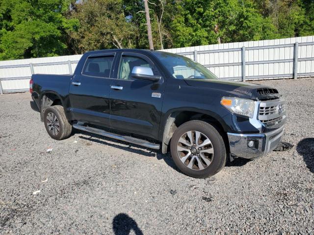 5TFAW5F18EX394118 - 2014 TOYOTA TUNDRA CREWMAX PLATINUM შავი ფოტო 4